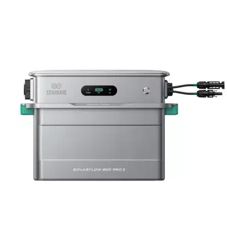 Zendure SolarFlow 800 Pro 2 in Frontansicht mit Statusdisplay und angeschlossenen Kabeln rechts