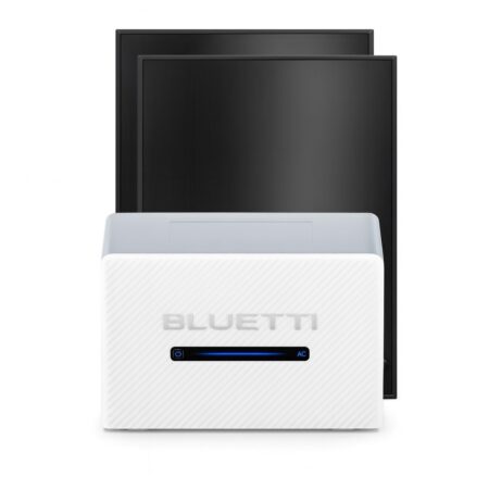 BLUETTI Balco 260 Komplettset: weißer Balkonkraftwerk-Speicher vor zwei Full-Black-Solarmodulen mit zusammen 910Wp
