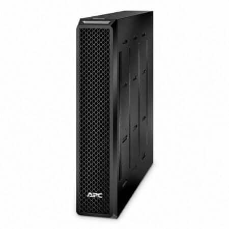 APC SRT48BP externes 48-V-Batteriepack für Smart-UPS SRT im schwarzen Tower-Gehäuse, Schrägansicht von vorn